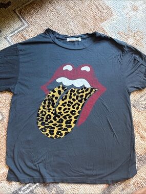 Daydreamer/free people Rolling Stones Leopard Tongue Tour heather gray color.